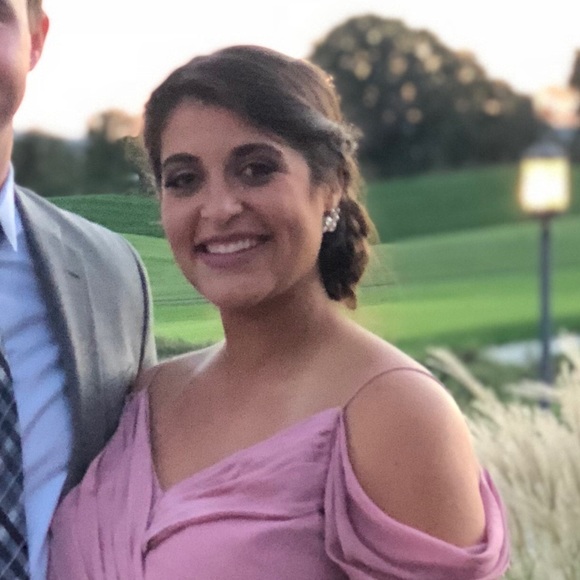 Meet your Posher, Kimberly - Picture 1 of 1